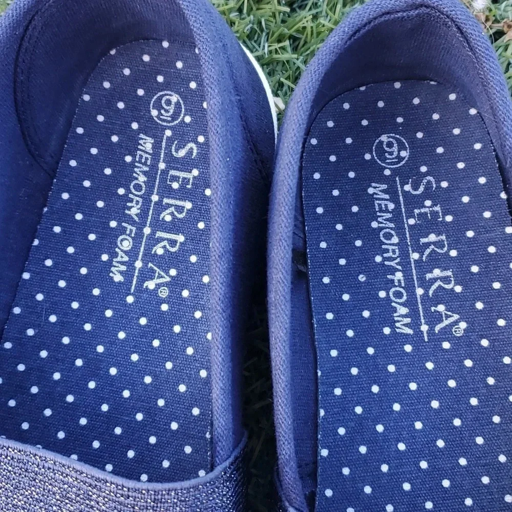 Serra Memory Foam Comfy Navy Blue with Silver Thread Slip On Shoes Size 9 Women